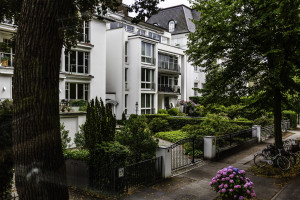 Hamburg Villa am Wegrand